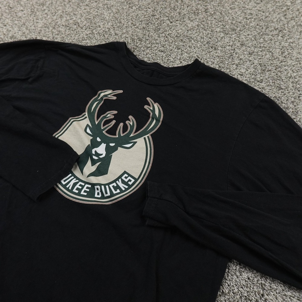 Milwaukee Bucks Shirt Mens L Black NBA Basketball Logo Fanatics Long Sleeve Tee